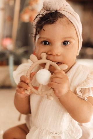 Ivory Muslin Cotton Ruffle Baby Bib