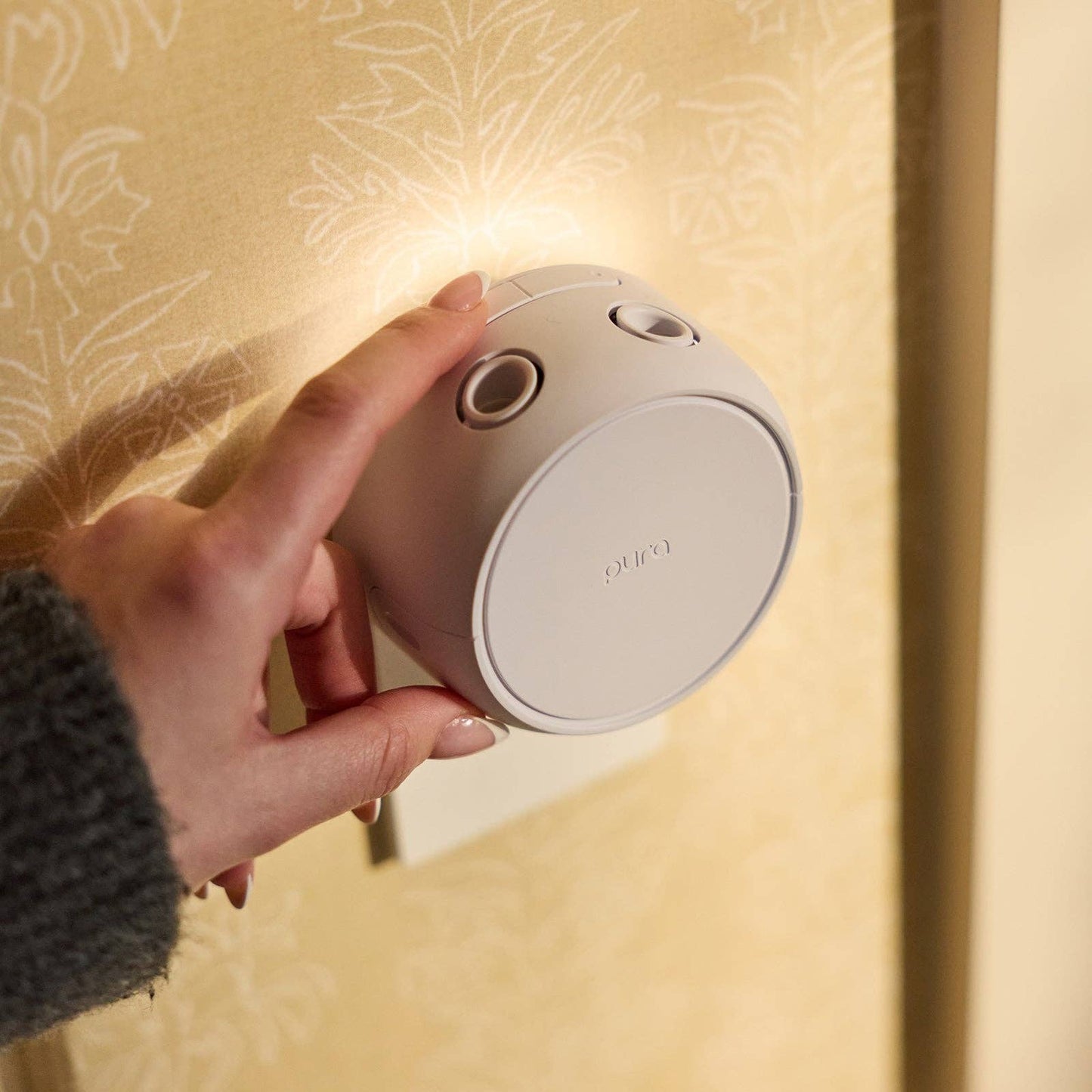 Pura Home Fragrance Device ~ v5