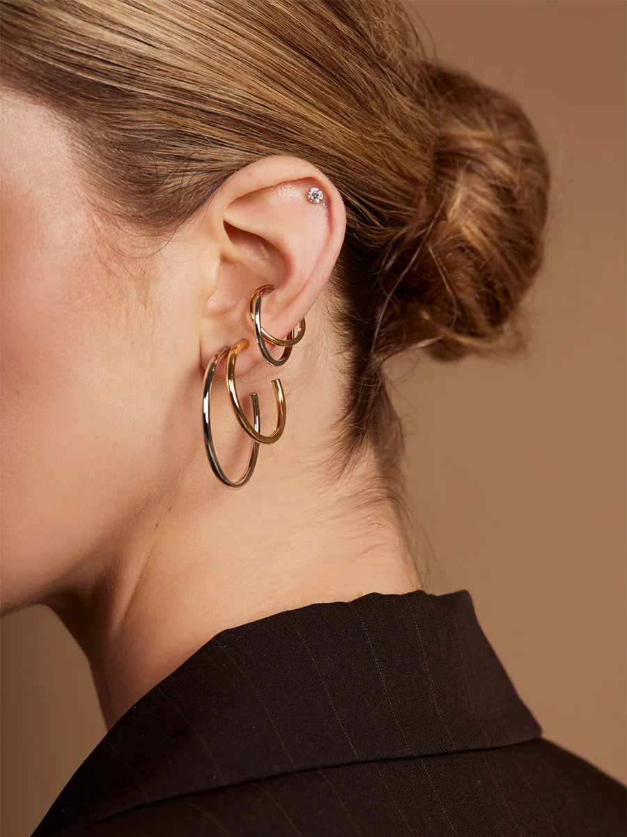 Two-tone Orbit Ear Cuff