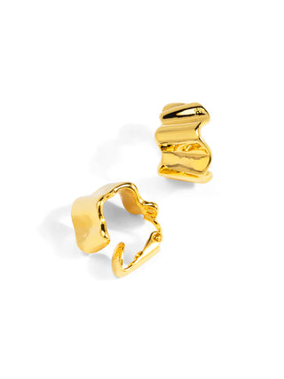 Pleated Hoop Clip-On Earring ~ Gold